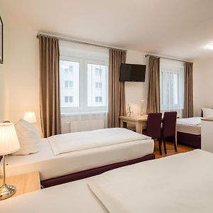 Basic Dreibettzimmer